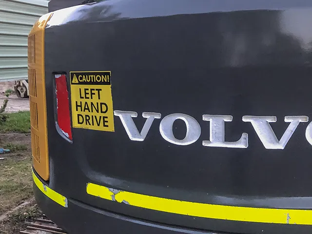 Tracks: Professional earth moving/mining/heavy machinery detailing